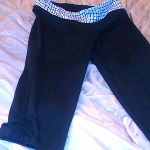 BCG capri workout pants